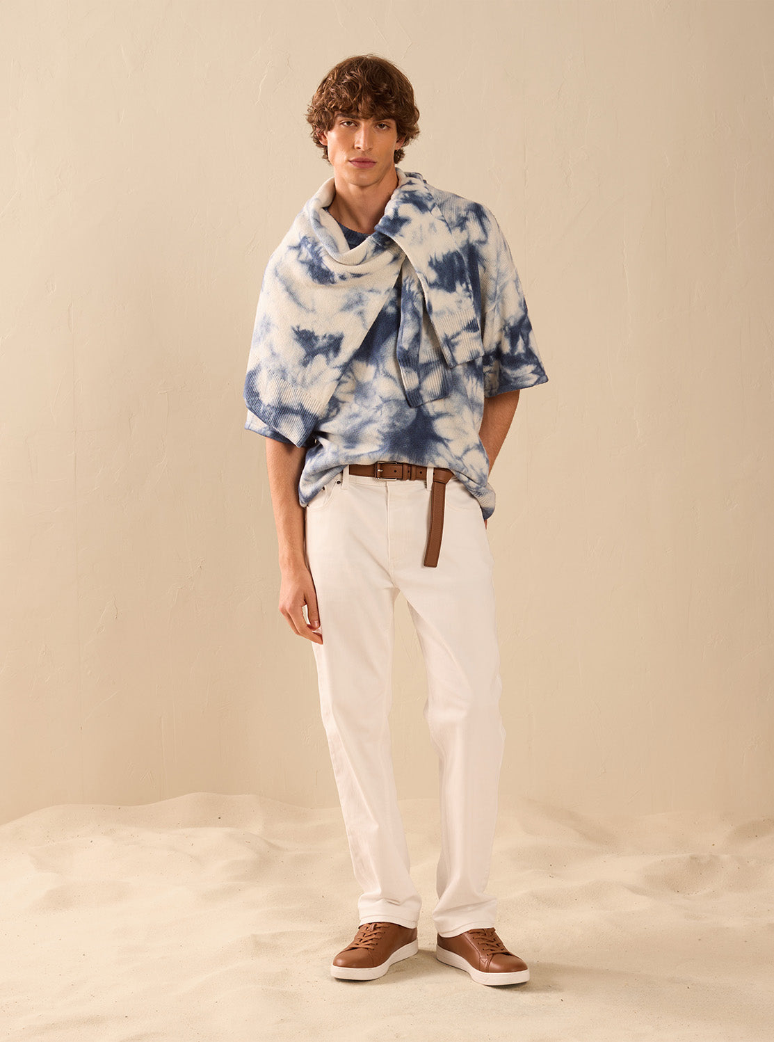 FINN ストレートフィット ストレッチ デニム ジーンズ