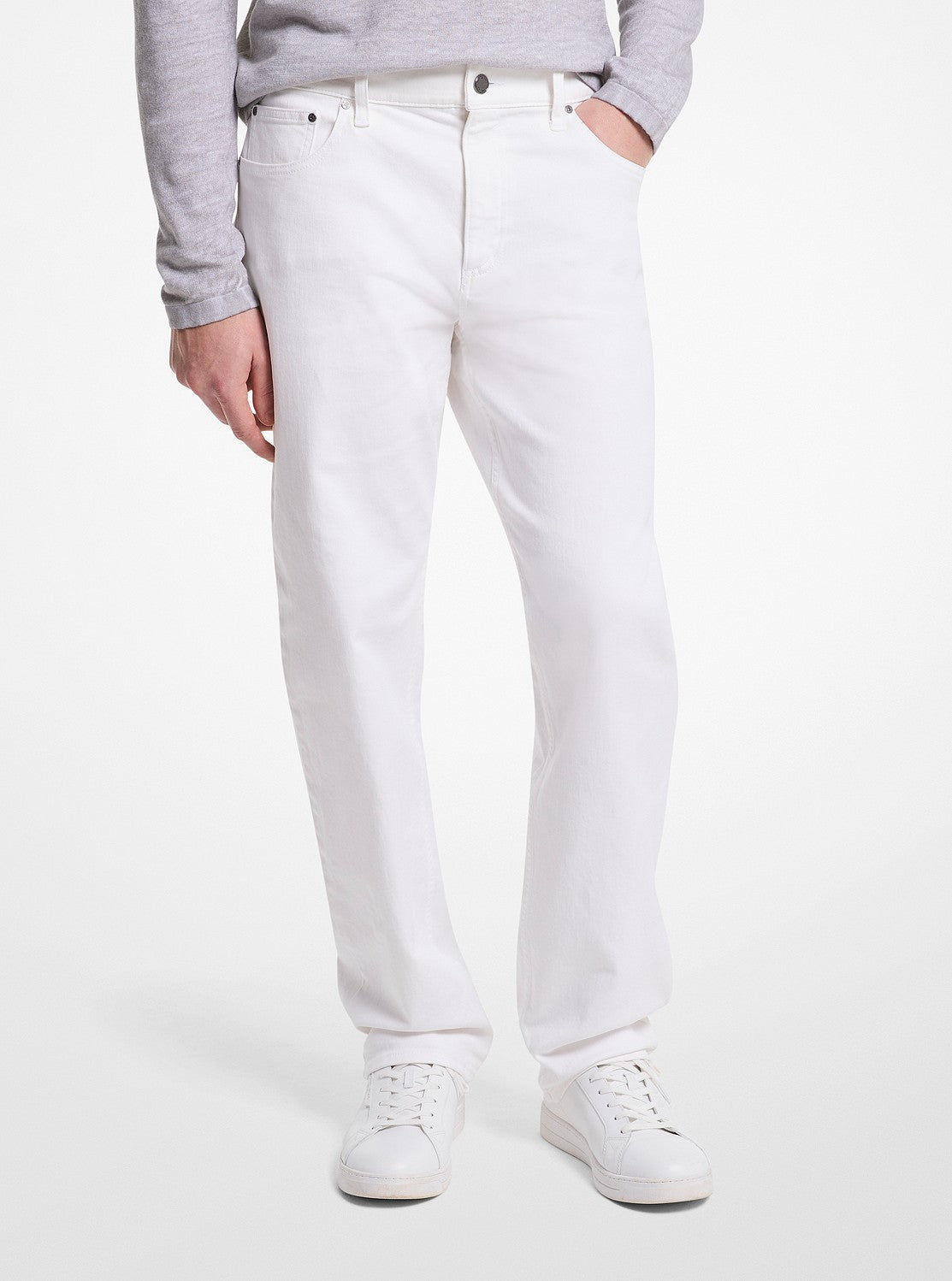 FINN ストレートフィット ストレッチ デニム ジーンズ